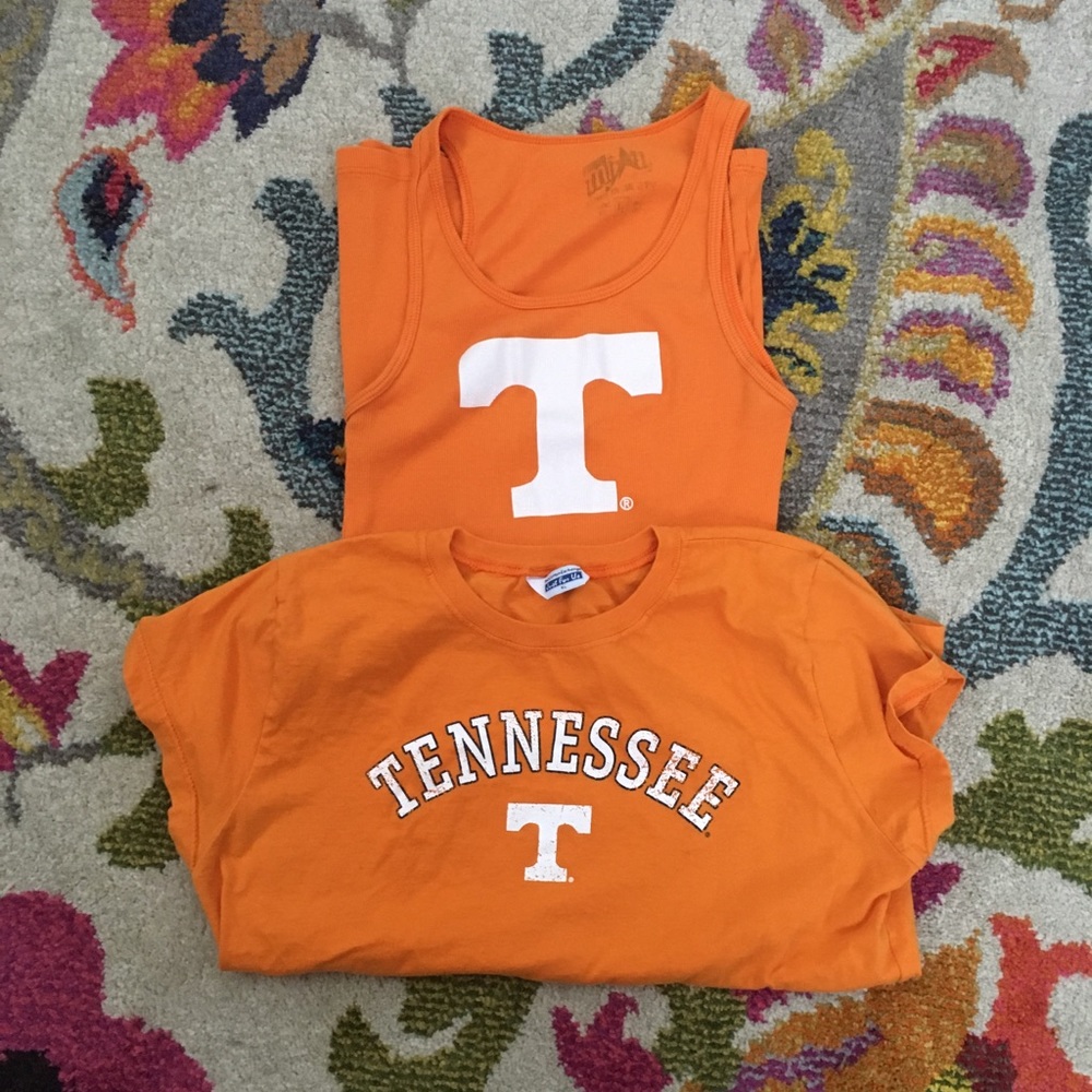 UNIVERSITY OF TENNESSEE SHIRT BUNDLE